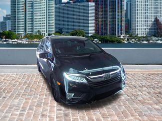Used 2018 Honda Odyssey Touring video 2