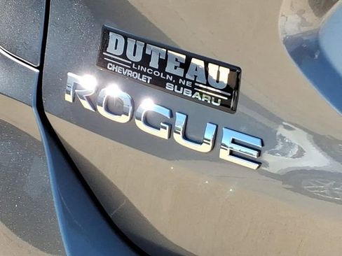 Used 2020 Nissan Rogue SV AWD/4WD image 8