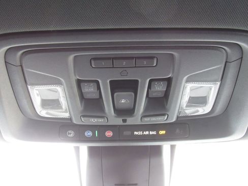 Used 2019 GMC Sierra 1500 AT4 w/ AT4 Premium Package AWD/4WD image 29