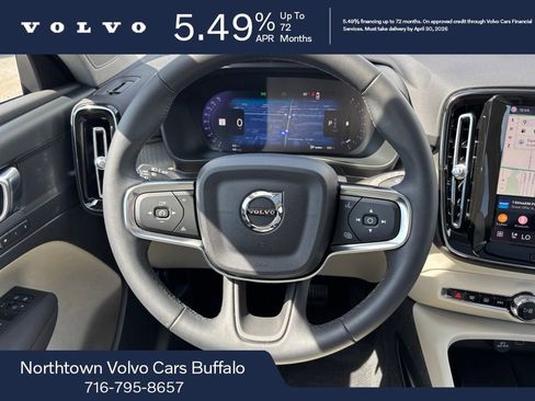 Certified 2023 Volvo XC40 B5 Plus w/ Driver Assist Package AWD/4WD image 6