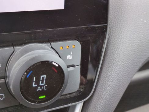 Certified 2025 Toyota Grand Highlander AWD image 22