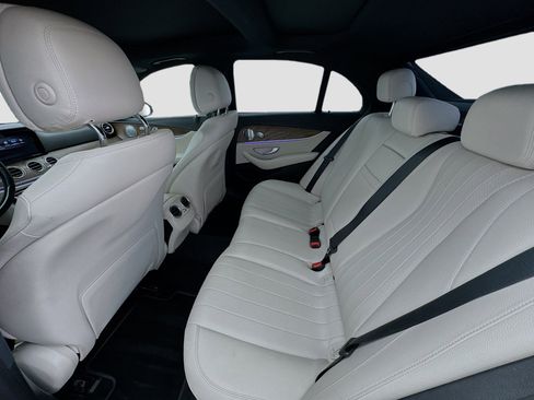 Used 2017 Mercedes-Benz E 300 image 16