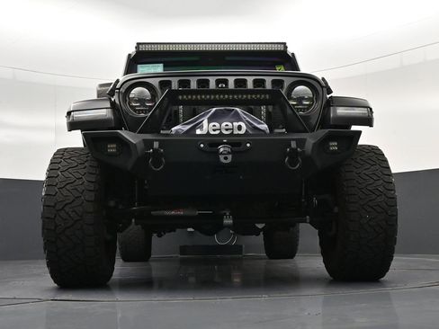 Used 2020 Jeep Gladiator Overland AWD/4WD image 47