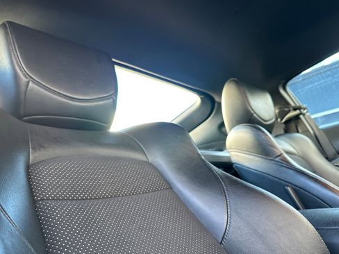 Used 2014 Nissan 370Z Touring w/ Sport Package image 19