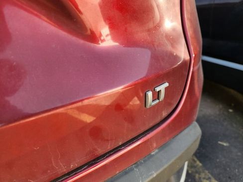 Used 2024 Chevrolet Trax LT FWD image 8