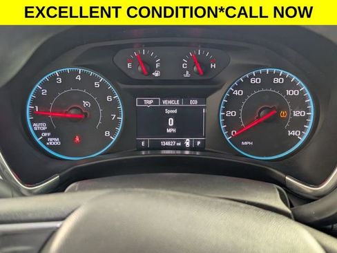 Used 2018 Chevrolet Equinox LT image 18