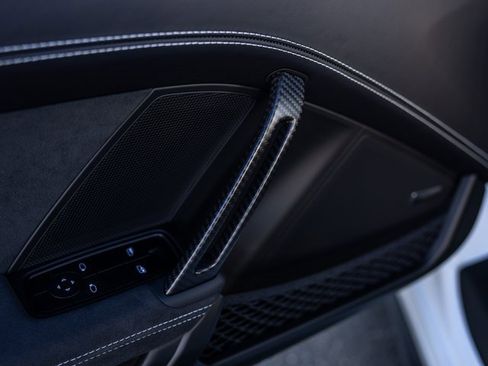 Used 2025 Porsche 911 GT3 image 47