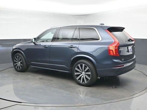 Used 2023 Volvo XC90 B5 Core w/ Climate Package AWD/4WD image 7