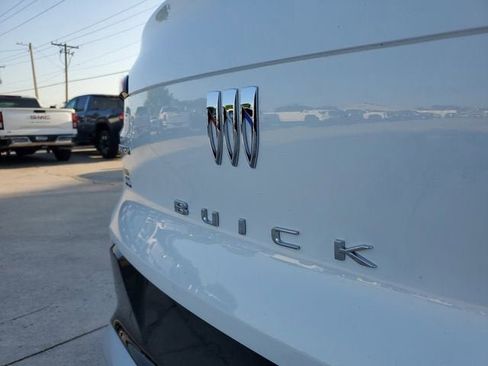 New 2026 Buick Envista Sport Touring w/ Convenience I Package FWD image 7