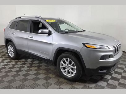 Used 2018 Jeep Cherokee Latitude w/ Cold Weather Group