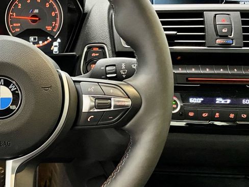 Used 2017 BMW M2 RWD image 21