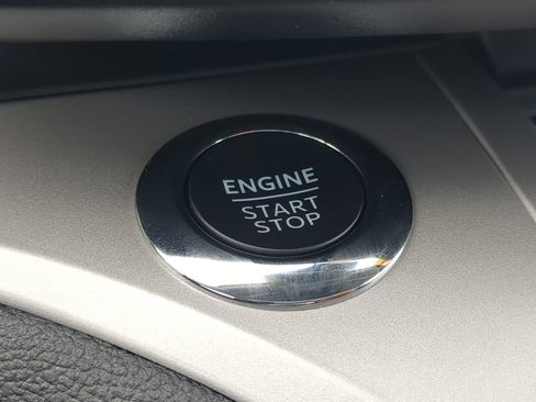 Certified 2024 Ford Explorer XLT image 27