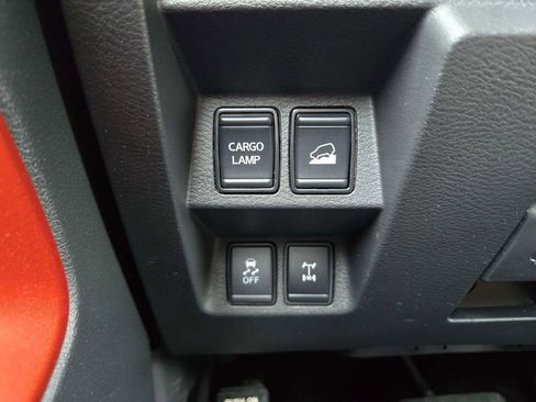 Used 2025 Nissan Frontier PRO-4X w/ Pro Convenience Package AWD/4WD image 36