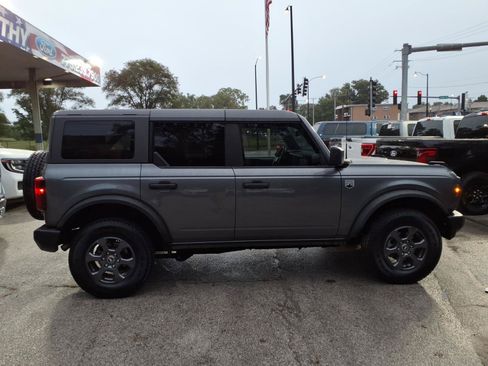 Used 2023 Ford Bronco Big Bend AWD/4WD image 2