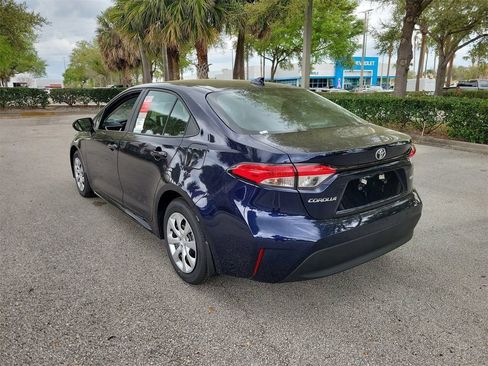 Used 2026 Toyota Corolla LE FWD image 4