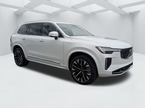 New 2026 Volvo XC90 T8 Ultra AWD/4WD image 2