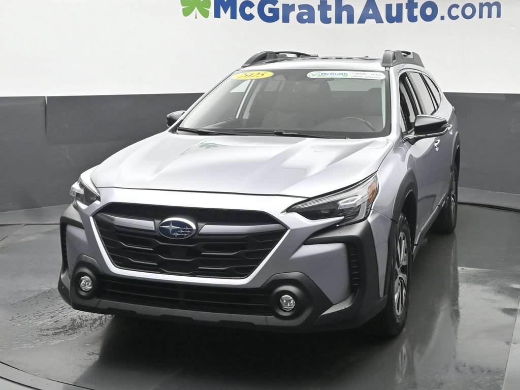 Used 2025 Subaru Outback Premium AWD/4WD image 21