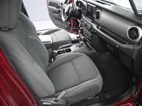 Used 2021 Jeep Wrangler Unlimited Sport image 17