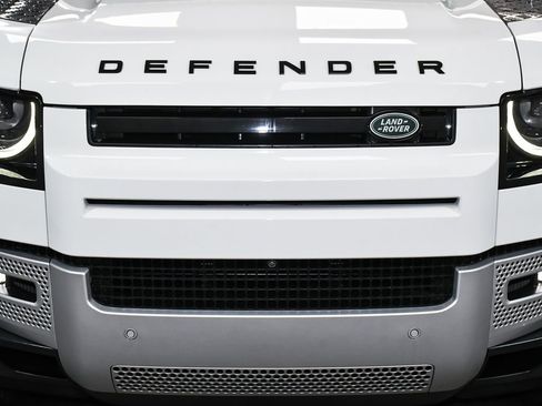 Used 2023 Land Rover Defender 110 SE AWD/4WD image 77