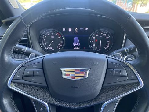 Used 2024 Cadillac XT5 Sportv w/ Technology Package AWD/4WD image 23