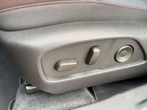 Used 2026 Chevrolet Equinox RS w/ Convenience Package III image 13