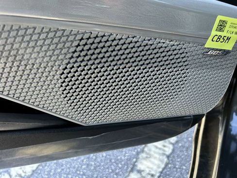 New 2025 Hyundai Elantra Limited image 21