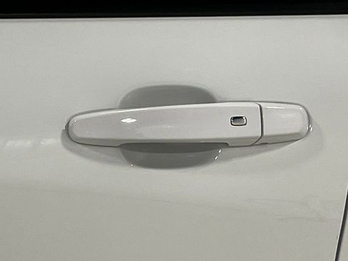 Used 2024 Chevrolet Equinox RS w/ LPO, Floor Liner Package image 18