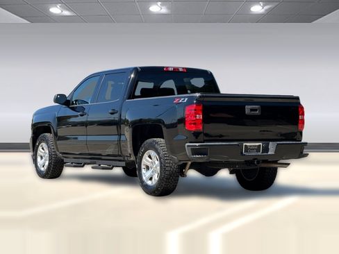 Used 2018 Chevrolet Silverado 1500 LT w/ All Star Edition AWD/4WD image 3