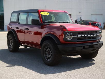 New 2025 Ford Bronco 4-Door