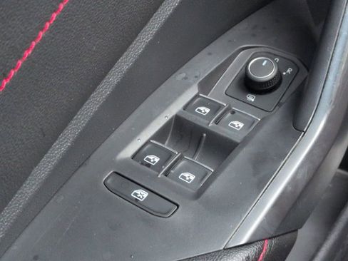 Used 2022 Volkswagen Jetta GLI Autobahn FWD image 25