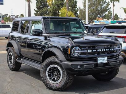 New 2026 Ford Bronco Outer Banks w/ Sasquatch Package