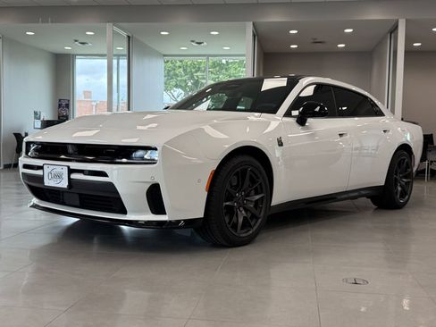 New 2026 Dodge Charger Scat Pack w/ Blacktop Package AWD/4WD image 8