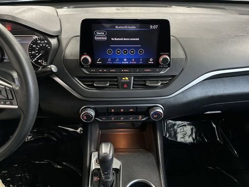 Used 2022 Nissan Altima 2.5 SV image 7