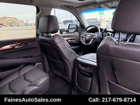 Used 2018 Cadillac Escalade Premium Luxury image 84