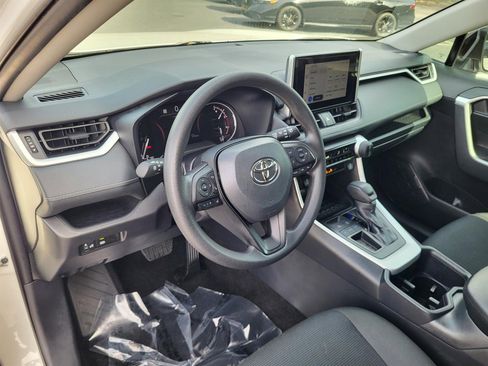 Used 2025 Toyota RAV4 LE FWD image 10