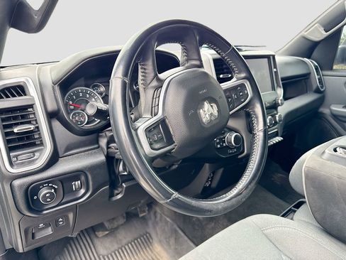 Used 2022 RAM 1500 Big Horn AWD/4WD image 11
