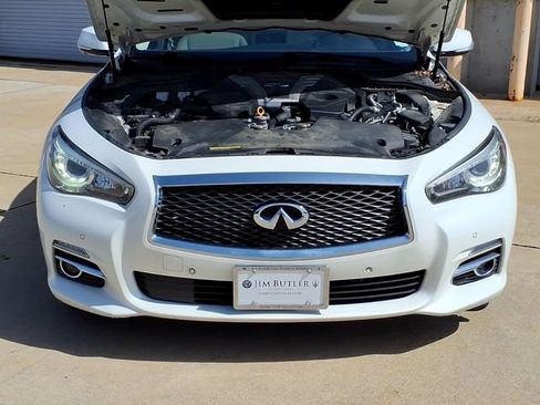 Used 2016 INFINITI Q50 3.0t Premium w/ Driver Assistance Package AWD/4WD image 23