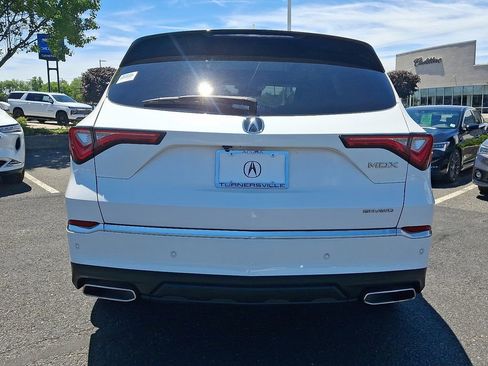 Certified 2024 Acura MDX SH-AWD w/ Technology Package image 5