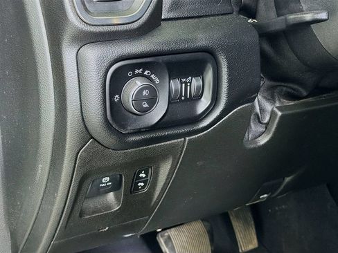 Used 2019 RAM 1500 Sport w/ Level 2 Equipment Group AWD/4WD image 12