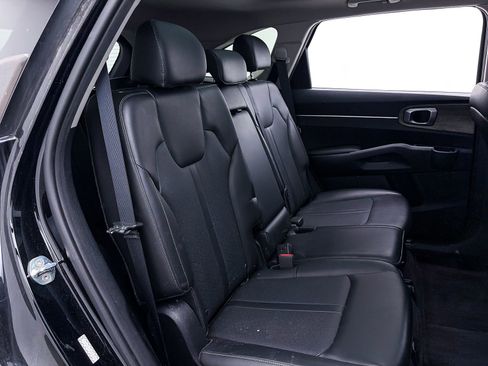 Used 2022 Kia Sorento S w/ Panoramic Sunroof Package image 36