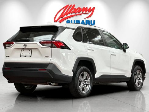 Used 2025 Toyota RAV4 XLE FWD image 4