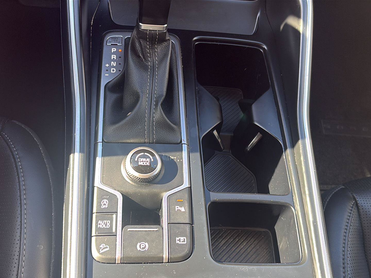 Used 2025 Kia Sorento S w/ Panoramic Sunroof Package FWD image 20