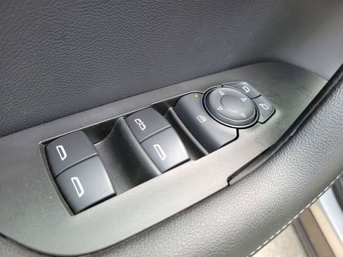 Certified 2025 Chevrolet Blazer LT AWD/4WD image 20