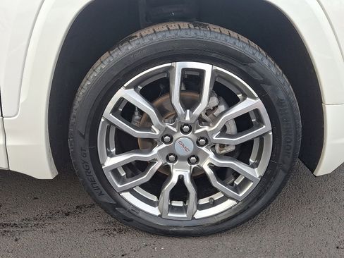 Used 2022 GMC Terrain Denali image 8