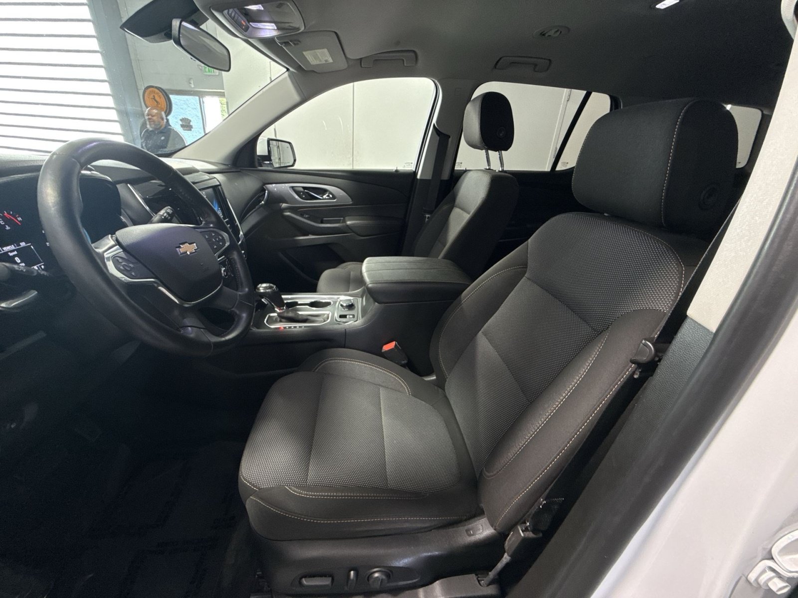 Used 2019 Chevrolet Traverse LT FWD image 14