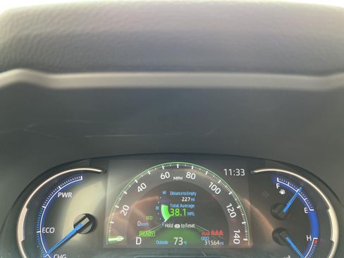 Used 2025 Toyota RAV4 LE AWD/4WD image 13