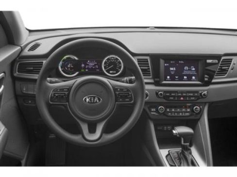 Certified 2019 Kia Niro LX image 10