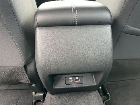 Used 2025 Nissan Altima 2.5 SV image 23