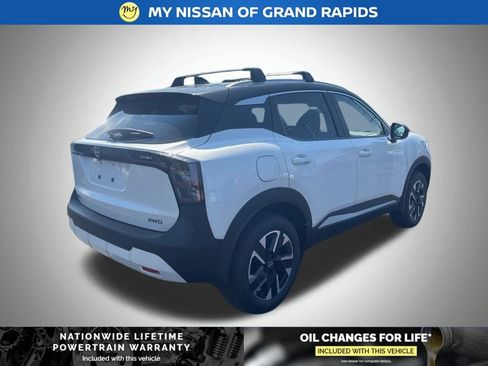 New 2026 Nissan Kicks SV w/ Cold Weather Package AWD/4WD image 5