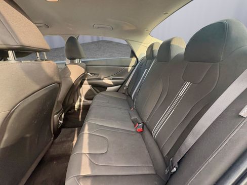 Used 2024 Hyundai Elantra SEL FWD image 10